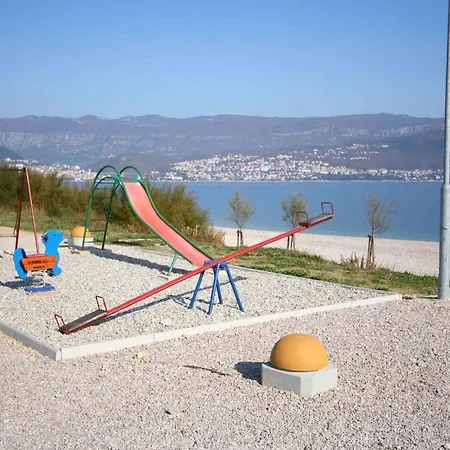 Apartment In Insel Krk 13584